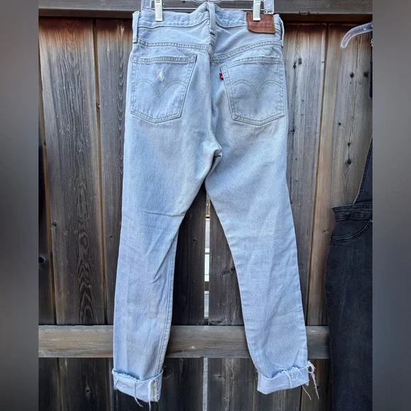 Distressed Levi’s 501 jeans - Picture 2 of 9